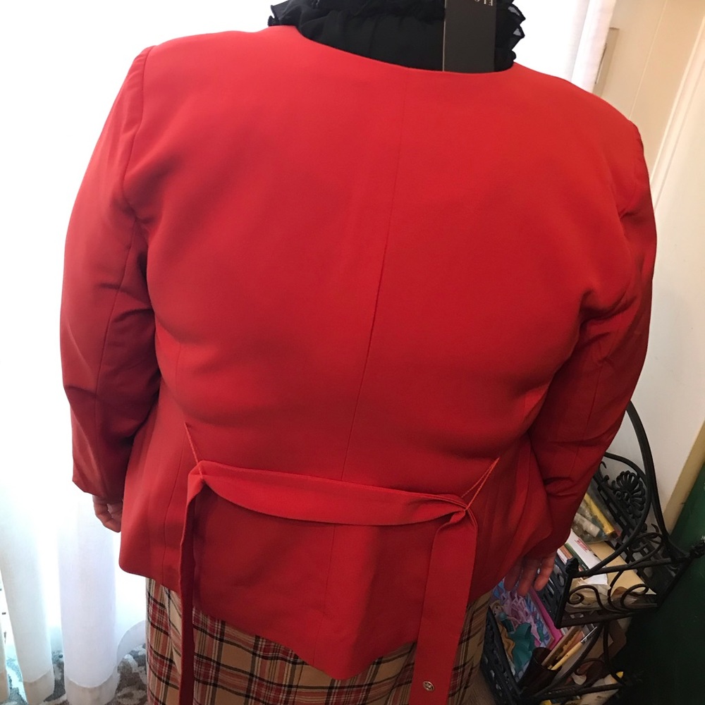 Jacket - Picture 4 of 4